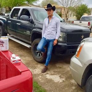 Meet your Posher, Alvarez